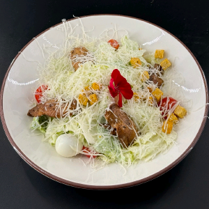 Цезарь с курицей