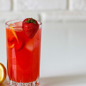 Клубничный 0.5,л